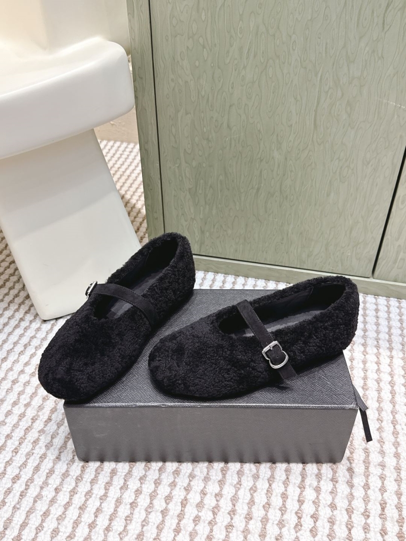 Alaia Flat Shoes